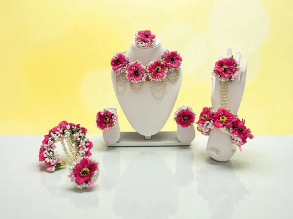 Daisy_Dream_Floral_Jewellery_Set