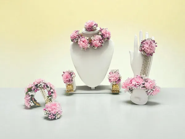 Gulaabi_Bridal_Floral_Jewellery_Set