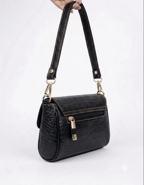 Prevera_Quilted_Black_Shoulder_Bag