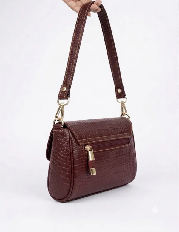 Prevera_Quilted_Burgundy_Shoulder_Bag