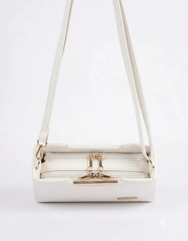 Prevera_White_Sleek_Bag