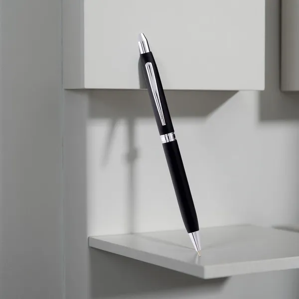 Black_And_Silver_Metal_Ball_Pen_For_Unisex