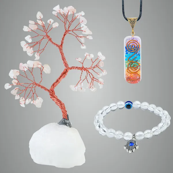 Transparent_Crystal_Stone_Tree_-_Clear_Quartz_Crystal_Tree_With_Quartz_Base,_Clear_Quartz_Bracelet_&_Seven_Chakra_Pendant_For_Good_Luck_Home_Decor,_Positive_Energy_Items,_Housewarming_Gifts_For_Gift_For_Women