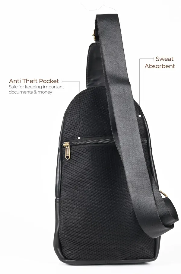 Black_Adjustable_Chest_Bag_For_Men