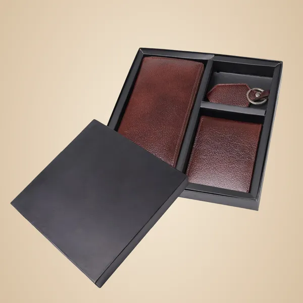 Brown_Genuine_Leather_Wallet_Combo_For_Men_&_Women_With_Keyring_|_Gift_Hamper_For_Couples_|_Elegant_Gift_Set_Perfect_For_Birthdays