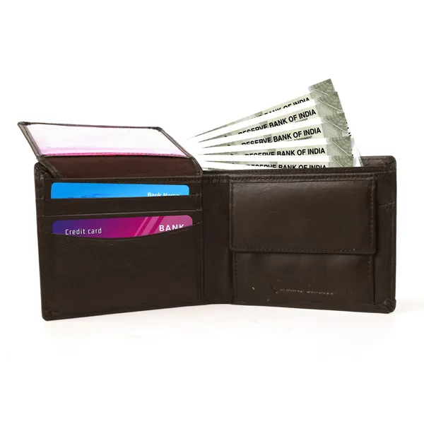 Brown_Genuine_Leather_Wallet_For_Men