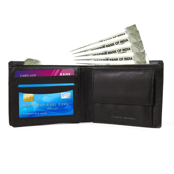 Black_Genuine_Leather_Wallet_For_Men_Bi-Fold_Pocket_Wallet_With_3_Card_Slots