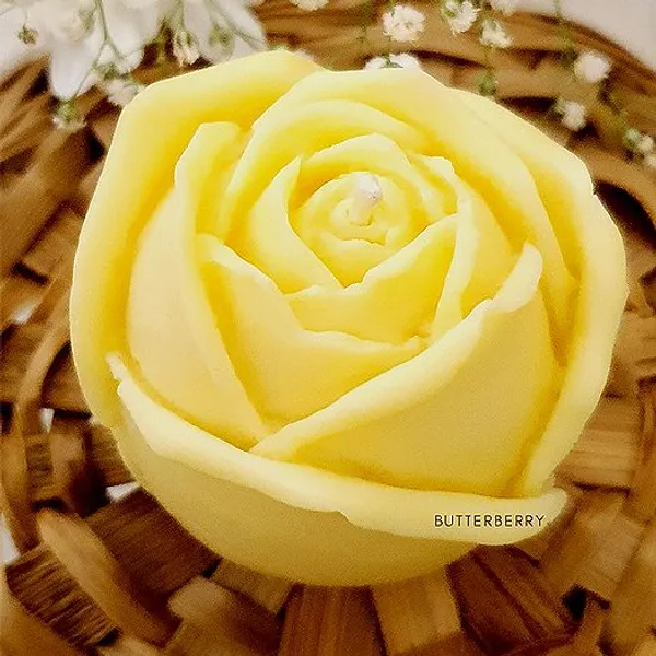Multicolor_Soy_Wax_Floral_Rose_Candle_(Set_Of_4)