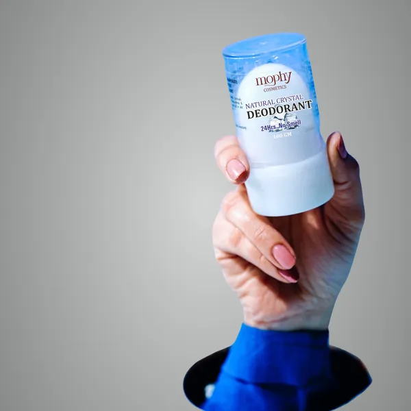 Under_Arm_Alum_Infused_Crystal_Roll-On_Stick_|_Free_from_alcohol,_parabens,_and_artificial_fragrances