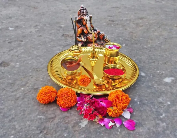 Golden_Premium_&_Elegant_Pooja_Thali_Set