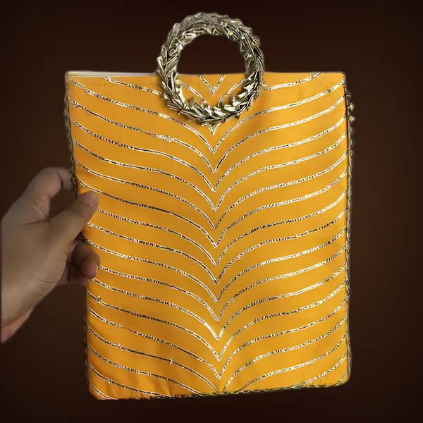 Multicolour_Poly_Silk_Blend_Premium_&_Elegant_Favor_Bag_(_23_Cm_||_26_Cm_)