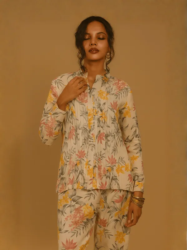 Petal_Pleated_Co-Ord_Set_For_Women_Cream_Organic_Cotton