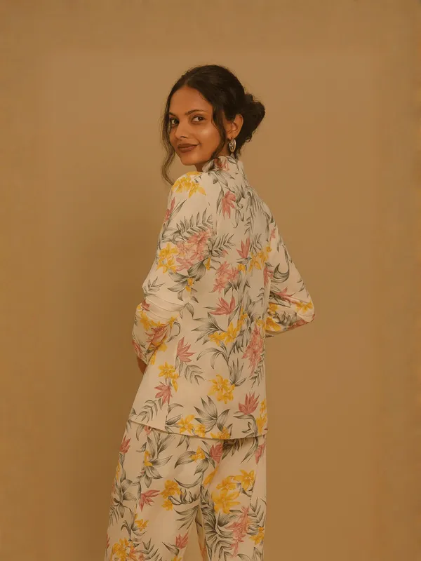 Petal_Pleated_Co-Ord_Set_For_Women_Cream_Organic_Cotton