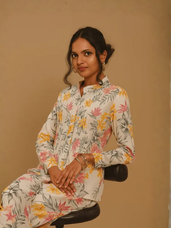 Petal_Pleated_Co-Ord_Set_For_Women_Cream_Organic_Cotton