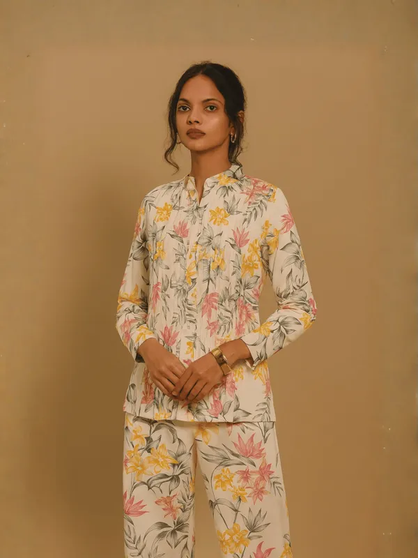 Petal_Pleated_Co-Ord_Set_For_Women_Cream_Organic_Cotton