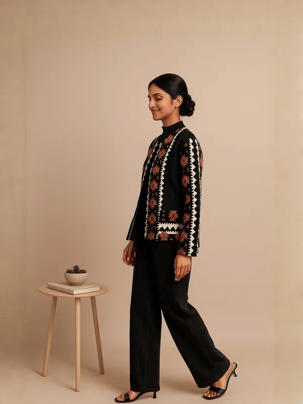 Ember_Jacket_-Overlay__For_Women_Black_Cotton
