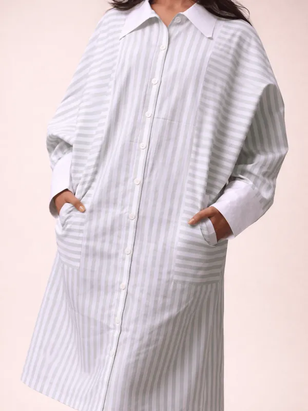 Riyaan_Dress_Light_Green_Vertical_Stripe