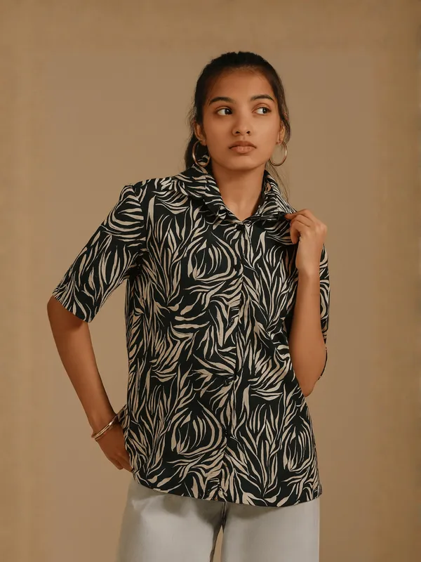 Raaya_Top_For_Women_Black_Cotton