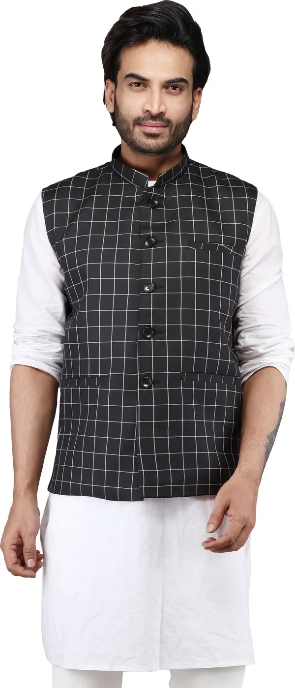 Black_Polycotton_Sleeveless_Solid_Men_Jacket