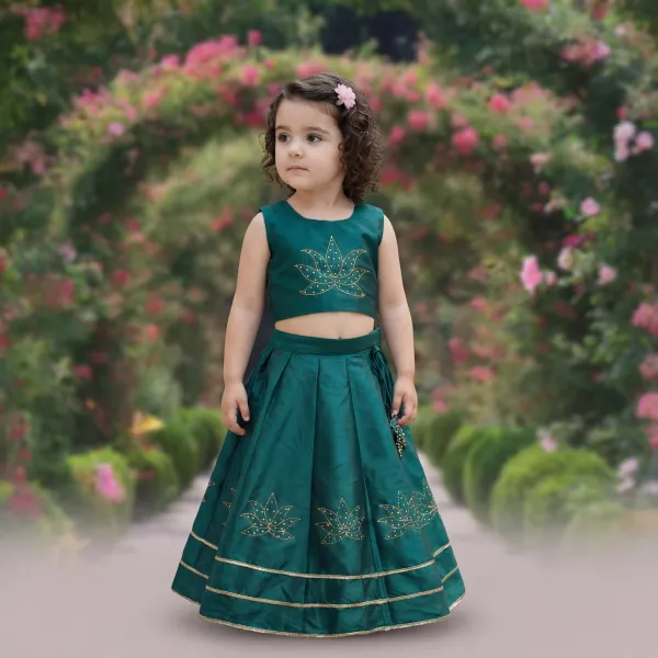 Emerald_Green_Premium_Premium_Silk_&_Cotton_Lining_Girls_Lehenga_Set_For_Girls