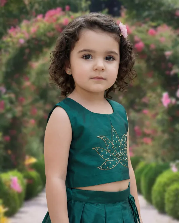 Emerald_Green_Premium_Premium_Silk_&_Cotton_Lining_Girls_Lehenga_Set_For_Girls