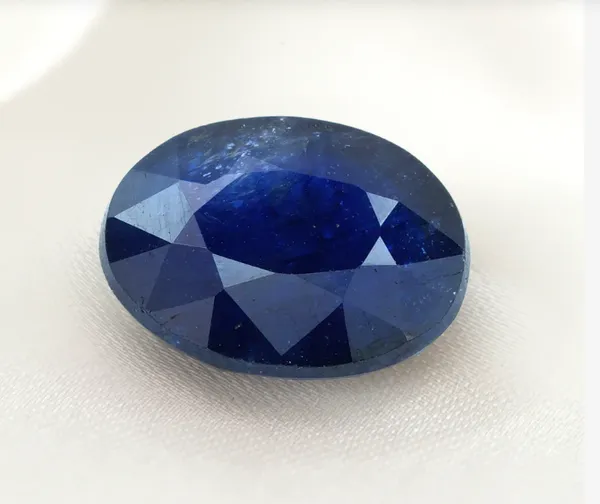 Blue_Neelam_Gemstone_(4_carat-8_carat)_For_Unisex