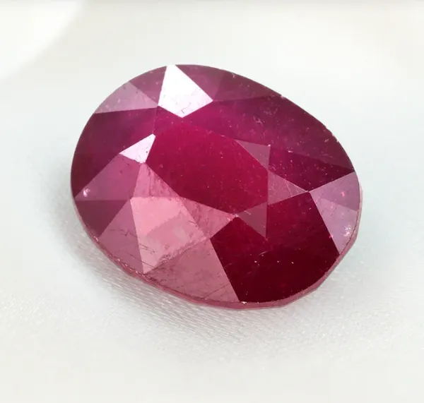 Natural_Ruby_Gemstone_for_Unisex