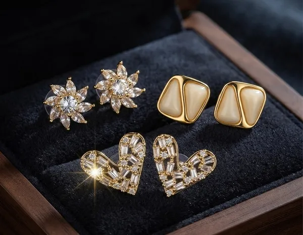 3_Pairs_of_STUDS