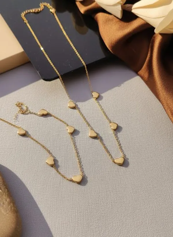 Golden_Traditional_Heart_Necklace_For_Men