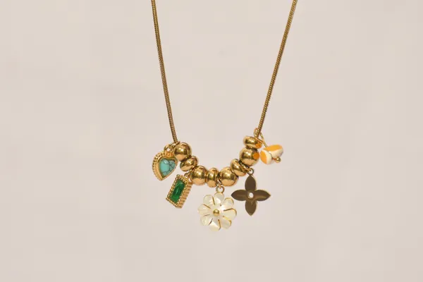 CHARM_NECKLACE