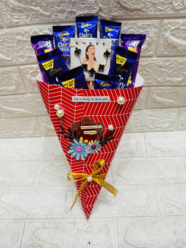 Golden_Premium_Qualtity_Brass_Chocolate_Bouquet