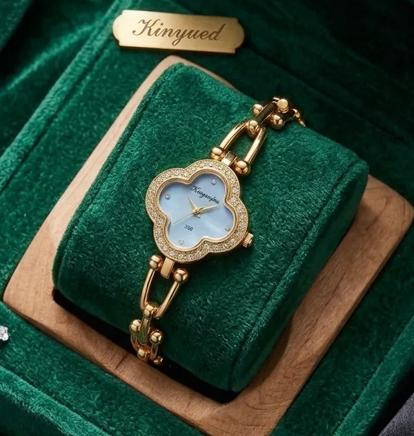 CLOVER_VINTAGE_WATCH