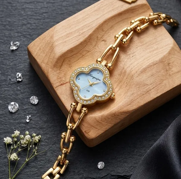 CLOVER_VINTAGE_WATCH