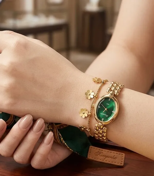 ELIZI_VINTAGE_WATCH_STACK