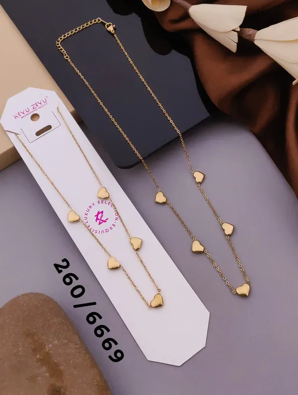 Golden_Traditional_Heart_Necklace_For_Men