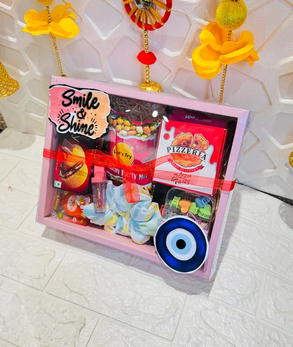 Multicolour_Biscuit,_Choco_&_Stationary_Kids_Gift_Hamper