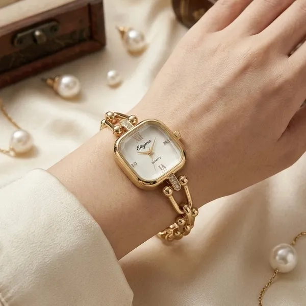 SQUARED_VINTAGE_WATCH