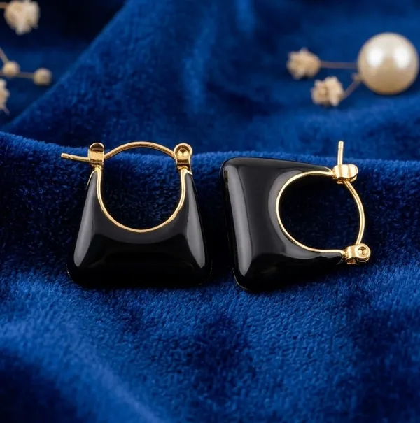 THE_SIGNATURE_COMBO_OF_EARRINGS