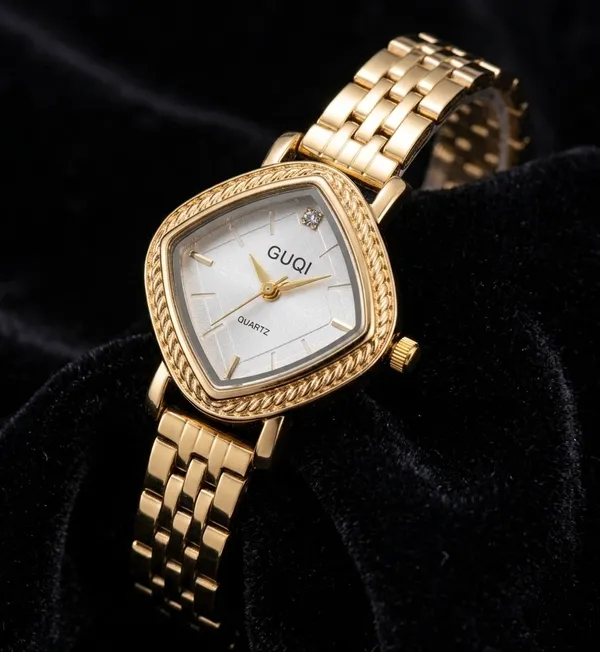 TIRA_VINTAGE_WATCH