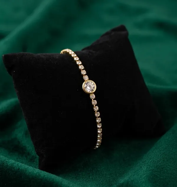 VIRAL_BRACELET_STACK