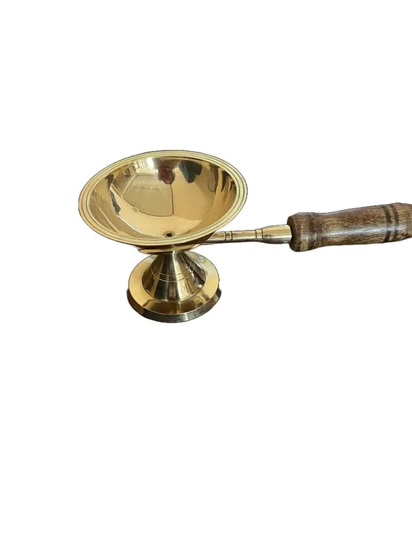 Golden_Brass_Pooja_Aarti_Diya,_Camphor_Burner,_Jhuna_Dani_Dhoobakkal_Arthi_Holder