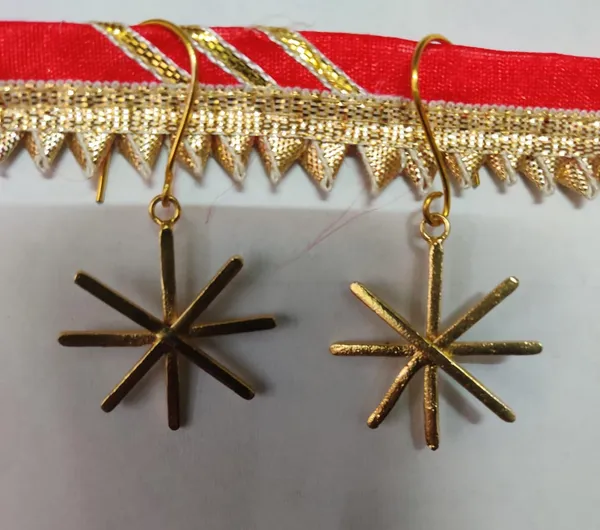 Gold-Toned_Starburst_Dangle_Earrings_For_Women