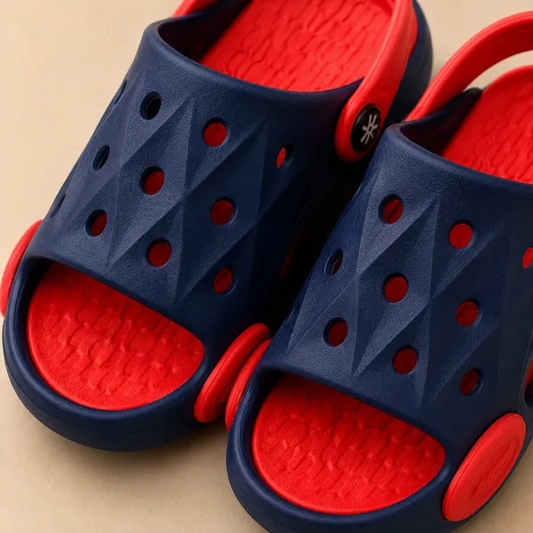 Kids_Open_Toe_Garden_Clogs_|_Lightweight_EVA_Sandals_with_Adjustable_Back_Strap_|_Soft_Cushioned_Anti-Slip_Summer_Clogs_for_Boys_&_Girls_|_Navy_Blue_&_Red