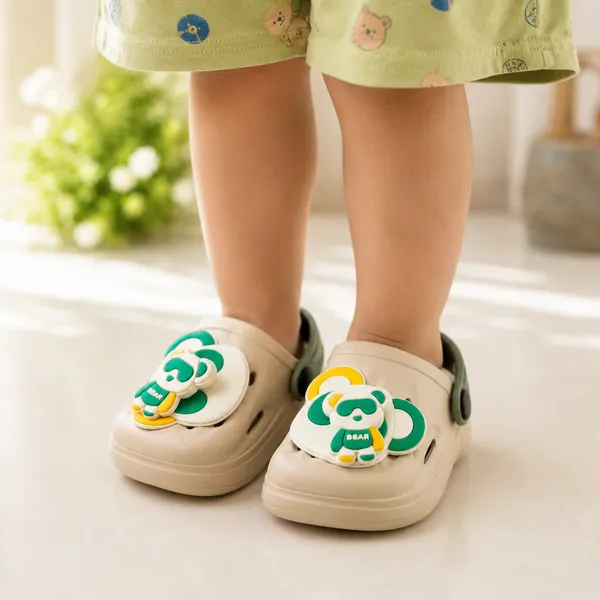 Kids_Lightweight_EVA_Clogs_|_Cute_Frog_Cartoon_Charm_Slip-On_Garden_Clogs_with_Adjustable_Back_Strap_for_Boys_&_Girls