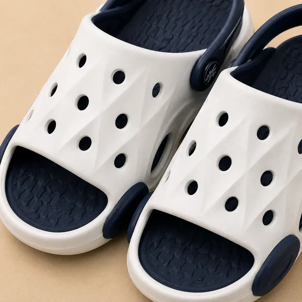 Kids_Open_Toe_EVA_Clogs_Sandals_|_Lightweight_Soft_Cushioned_Anti-Slip_Summer_Footwear_with_Adjustable_Back_Strap_|_White_&_Navy_Blue_|_Boys_&_Girls