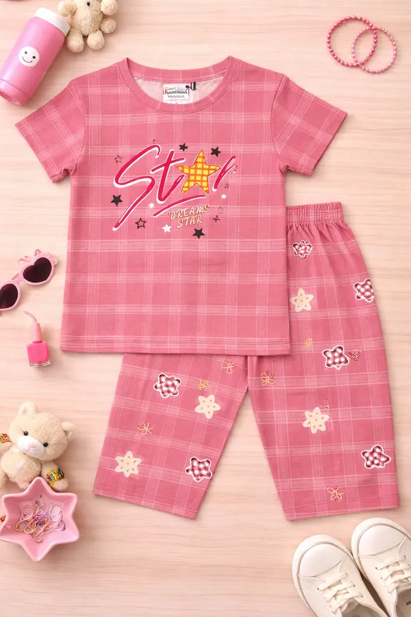 Aura_Moda_Kids_Premium_T-Shirt_&_Capri_Set_(3/4th)_Soft_&_Comfortable_Outfit