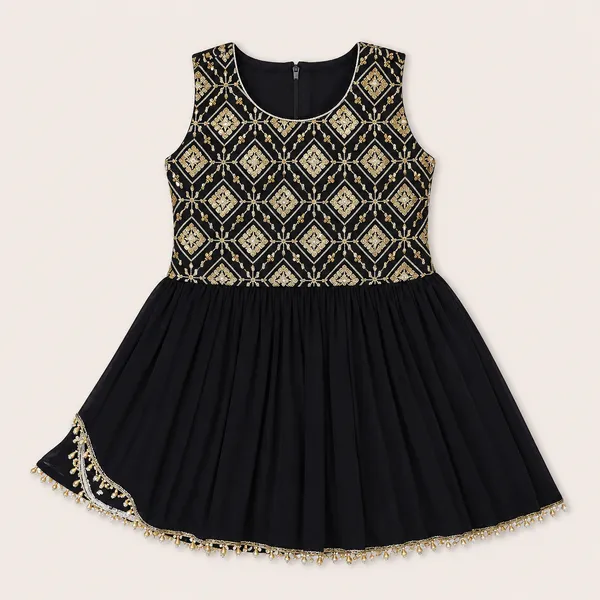 Girls_Embroidered_Peplum_Kurti_with_Sharara_Co-Ord_Set