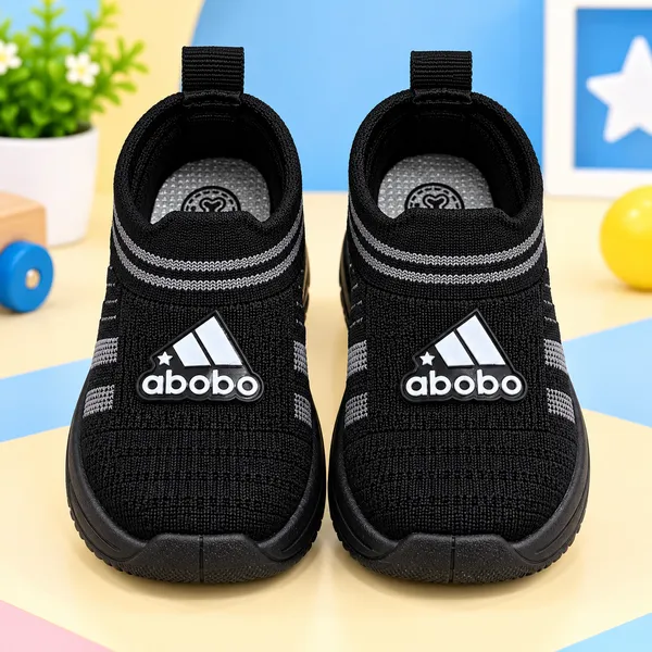 KIDS_BLACK_KNITTED_SLIP-ON_SPORTS_SHOES_WITH_STRIPED_DETAILING