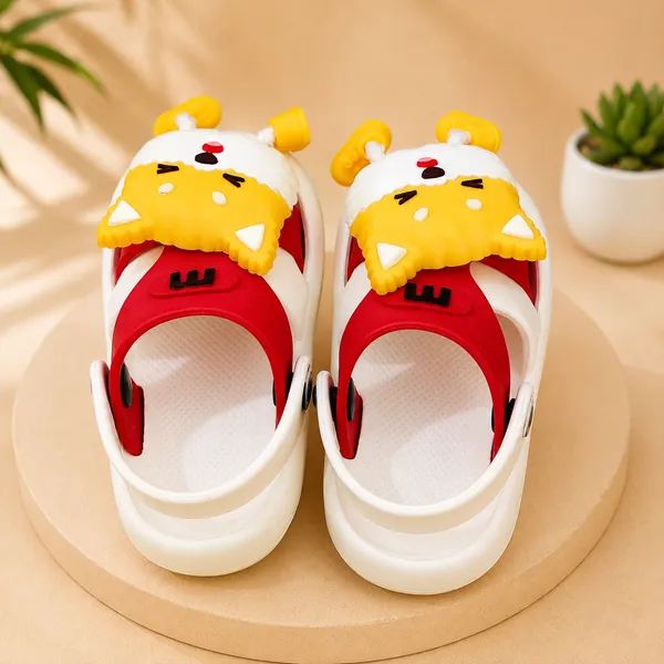 Kids_White_&_Red_Lightweight_EVA_Clogs_with_Cute_Fox_Charm