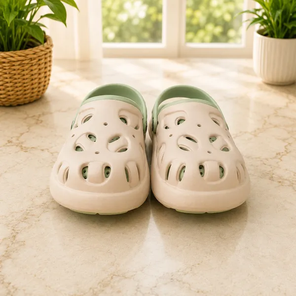 Kids_Lightweight_EVA_Garden_Clogs_|_Breathable_Anti-Slip_Slip-On_Sandals_with_Adjustable_Back_Strap_|_Soft_Cushioned_Casual_Clogs_for_Boys_&_Girls_|_Beige_&_Mint_Green